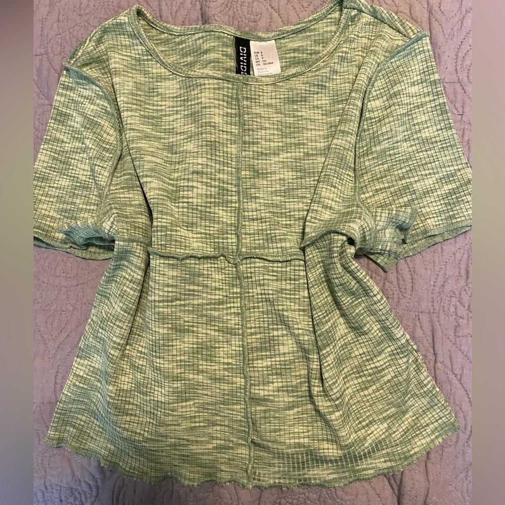 green and brown top bundle 💚🤎